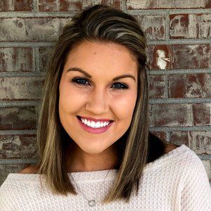 Meet your Posher, Kendra